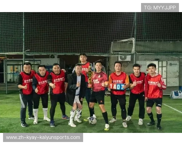 足球比赛中的团队合作与个人表现